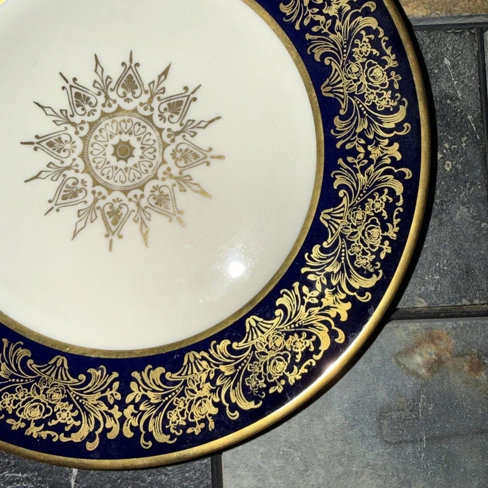 Alka Bavaria Gold Gilt Leaf & Cobalt Blue 7 7/8 Inch Plate Circa 1938-1958